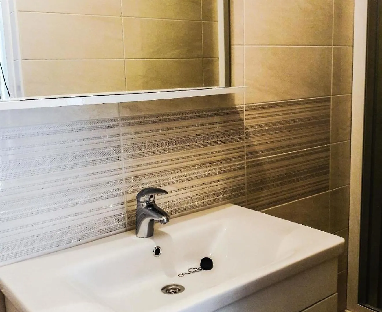 Appartement In Palit Mit Privatem Balkon