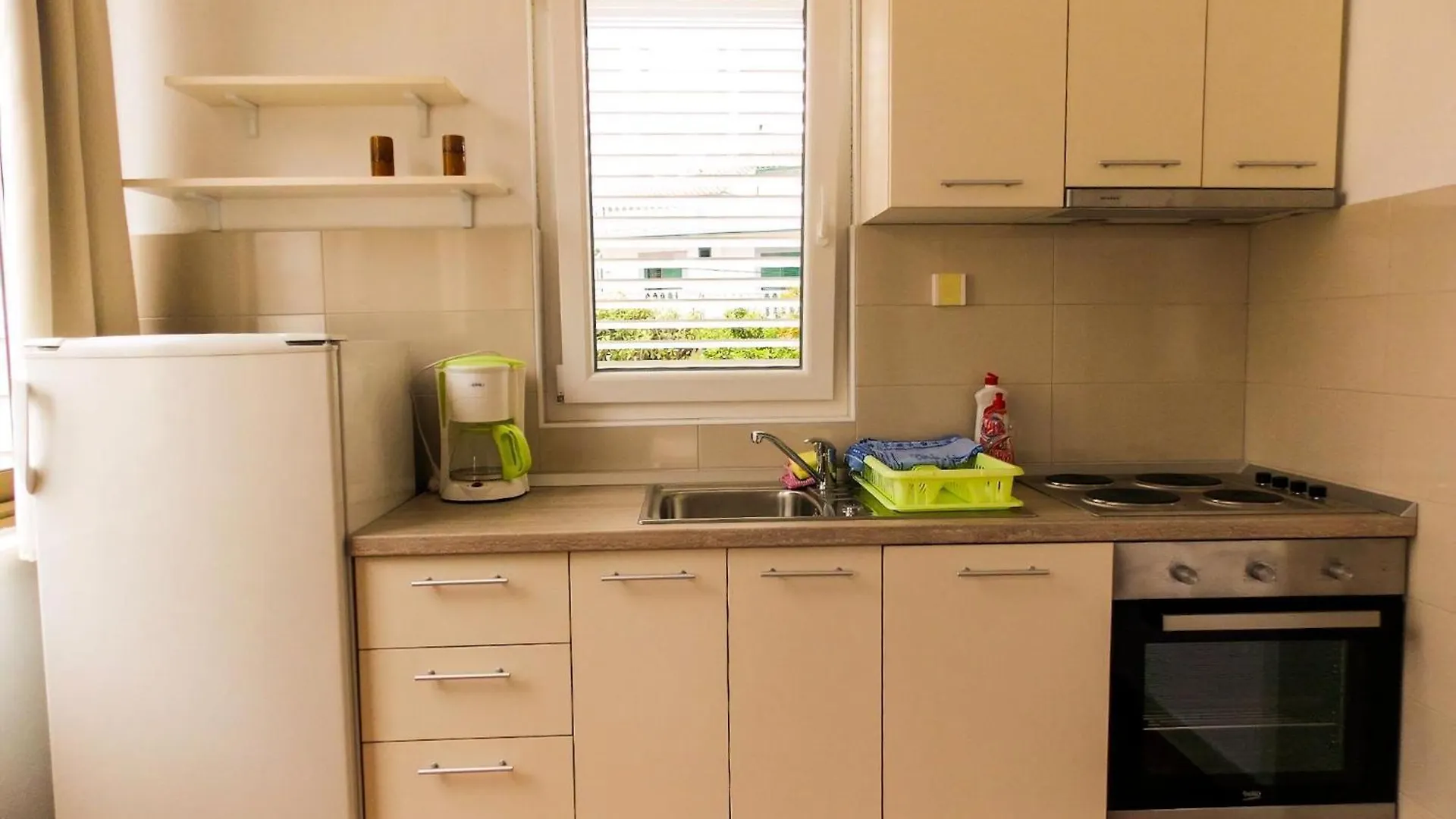 Apartment Appartement In Palit Mit Privatem Balkon Croatia